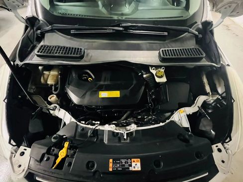 Used 2014 Ford Escape SE image 21