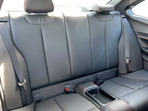 Used 2017 BMW 230i Coupe image 20