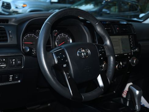 Certified 2024 Toyota 4Runner TRD Off-Road Premium image 9