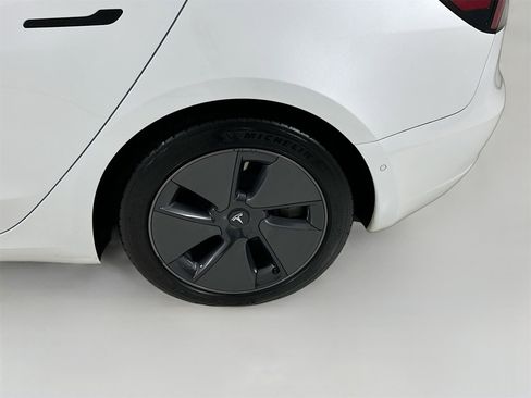 Used 2022 Tesla Model 3 Long Range image 34