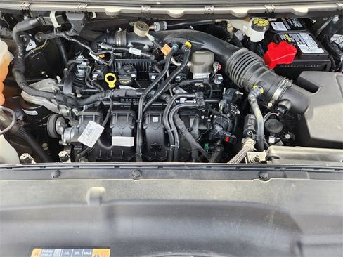 Used 2024 Ford Edge SEL w/ Sport Appearance Package image 31