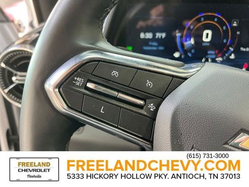 Used 2025 Chevrolet Equinox LT w/ Convenience Package II image 12