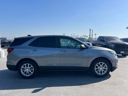 Used 2023 Chevrolet Equinox LS FWD image 4