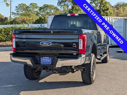 Certified 2017 Ford F250 XL w/ STX Appearance Package image 4