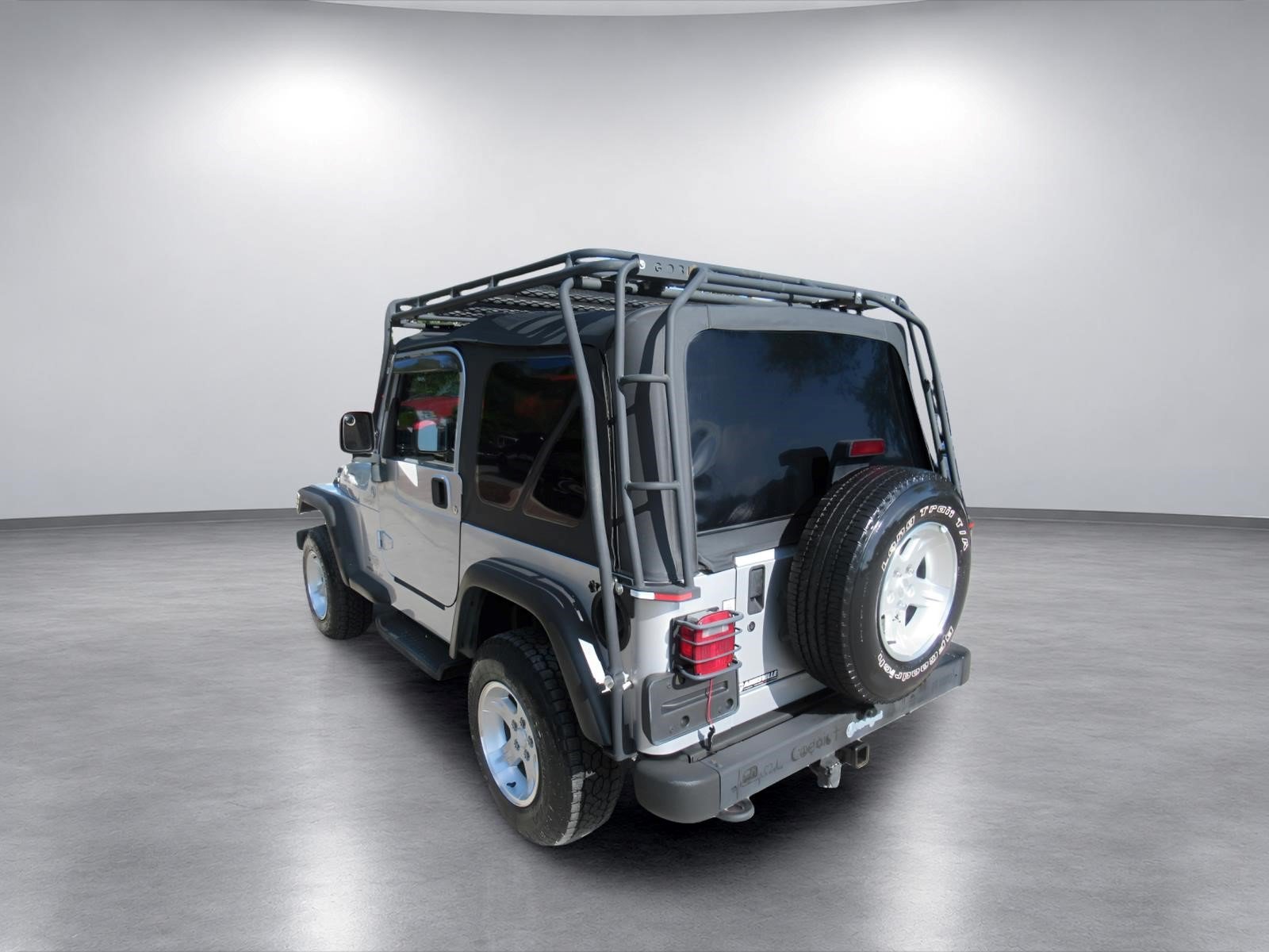 Used 2006 Jeep Wrangler Sport w/ 30" Tire & Wheel Group AWD/4WD image 6