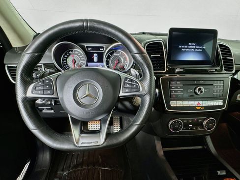 Used 2017 Mercedes-Benz GLE 63 AMG 4MATIC image 10