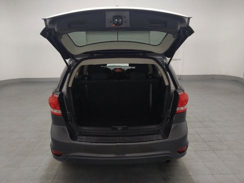 Used 2019 Dodge Journey SE FWD image 29