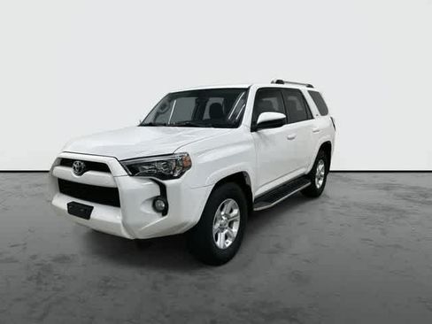 Used 2019 Toyota 4Runner SR5 RWD image 7