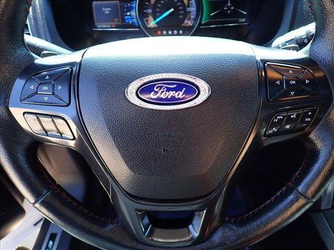 Used 2017 Ford Explorer Sport AWD/4WD image 18