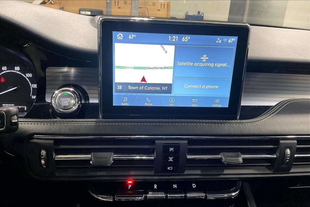 Used 2022 Lincoln Corsair AWD w/ Premium Package image 16