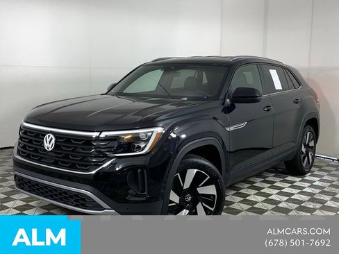 Used 2025 Volkswagen Atlas Cross Sport SE FWD image 4