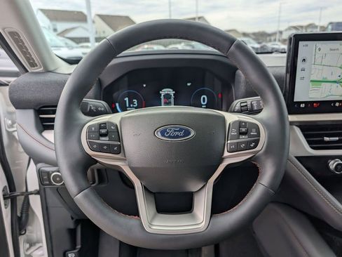 New 2025 Ford Explorer Active w/ Active Comfort Package image 29