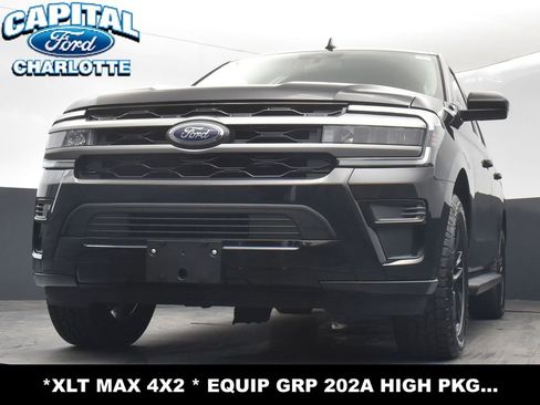 Used 2024 Ford Expedition Max XLT image 26