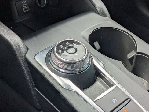 Used 2025 Ford Escape ST-Line image 18