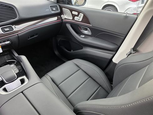 Used 2026 Mercedes-Benz GLE 450 4MATIC image 29