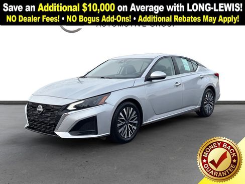 Used 2023 Nissan Altima 2.5 SV image 1