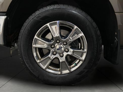 Used 2016 Ford F150 XLT w/ Equipment Group 302A Luxury AWD/4WD image 13