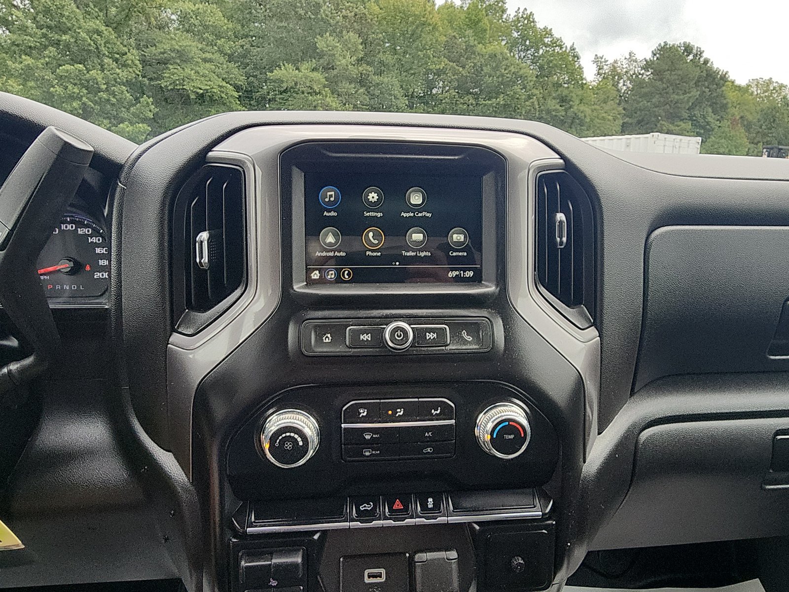 Used 2019 GMC Sierra 1500 4x4 Crew Cab w/ Convenience Package image 17