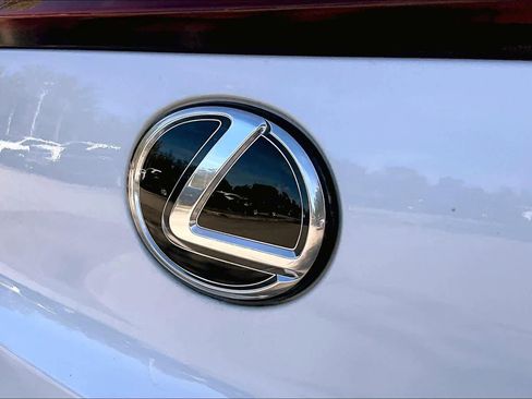 Used 2024 Lexus UX 250h F Sport image 30