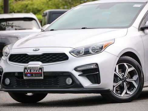 Used 2021 Kia Forte LXS FWD image 13