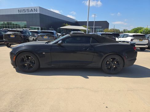 Used 2020 Chevrolet Camaro LT image 6