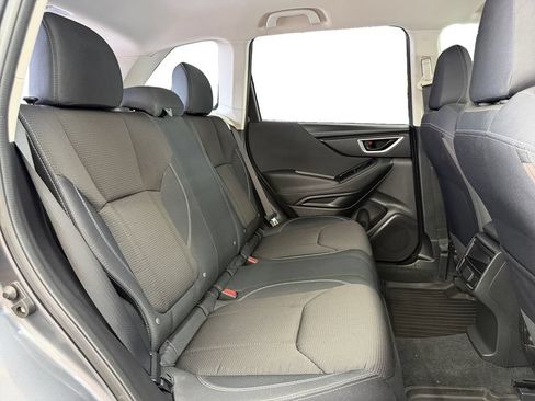 Used 2020 Subaru Forester w/ Popular Package #1 AWD/4WD image 18