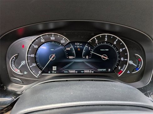 Used 2018 BMW 530i xDrive image 17