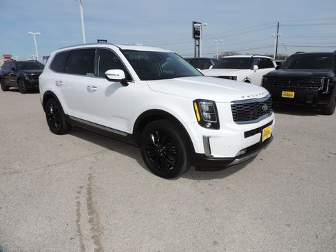 Used 2021 Kia Telluride SX image 3