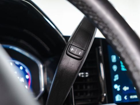 Used 2024 Chevrolet Silverado 2500 LT w/ Z71 Sport Edition image 22