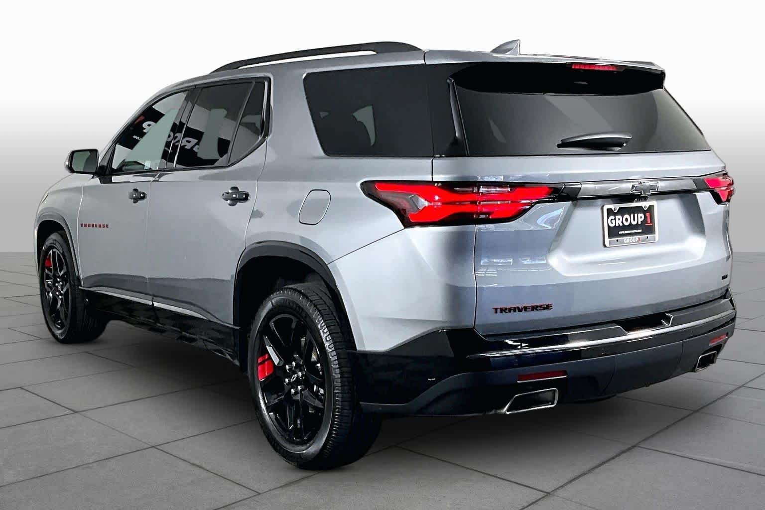 Used 2023 Chevrolet Traverse Premier w/ Redline Edition AWD/4WD image 11
