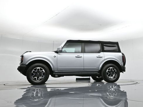 Certified 2021 Ford Bronco Outer Banks image 58