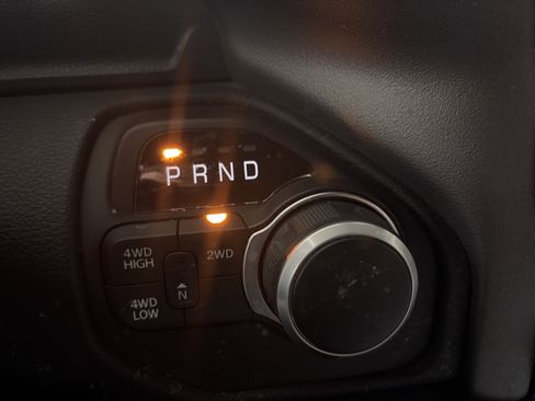 Used 2024 RAM 2500 Big Horn AWD/4WD image 22