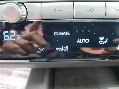 New 2025 Hyundai Ioniq 6 Limited image 24