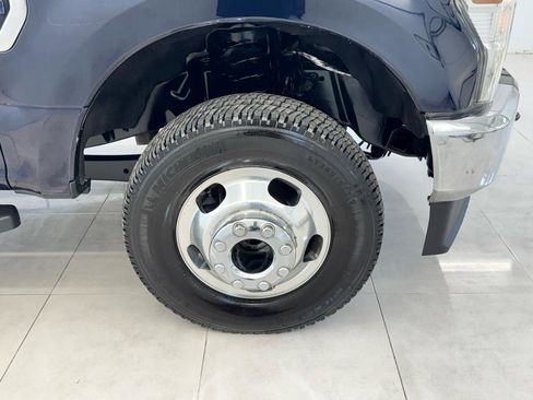 Used 2022 Ford F350 XL w/ STX Appearance Package AWD/4WD image 36