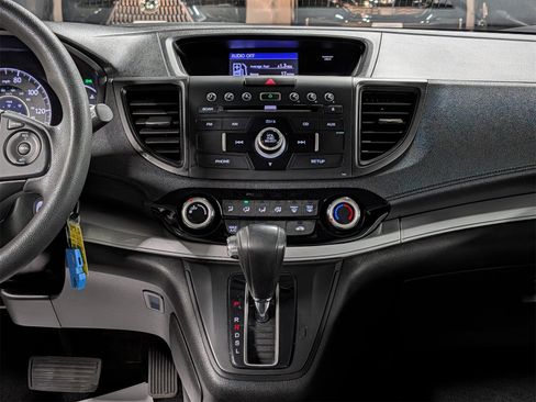 Used 2015 Honda CR-V LX image 18