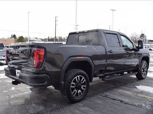 Used 2020 GMC Sierra 2500 AT4 w/ AT4 Premium Package image 5