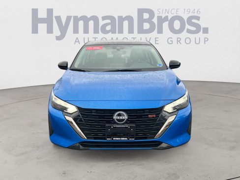 Certified 2024 Nissan Sentra SR w/ Trunk Package image 9