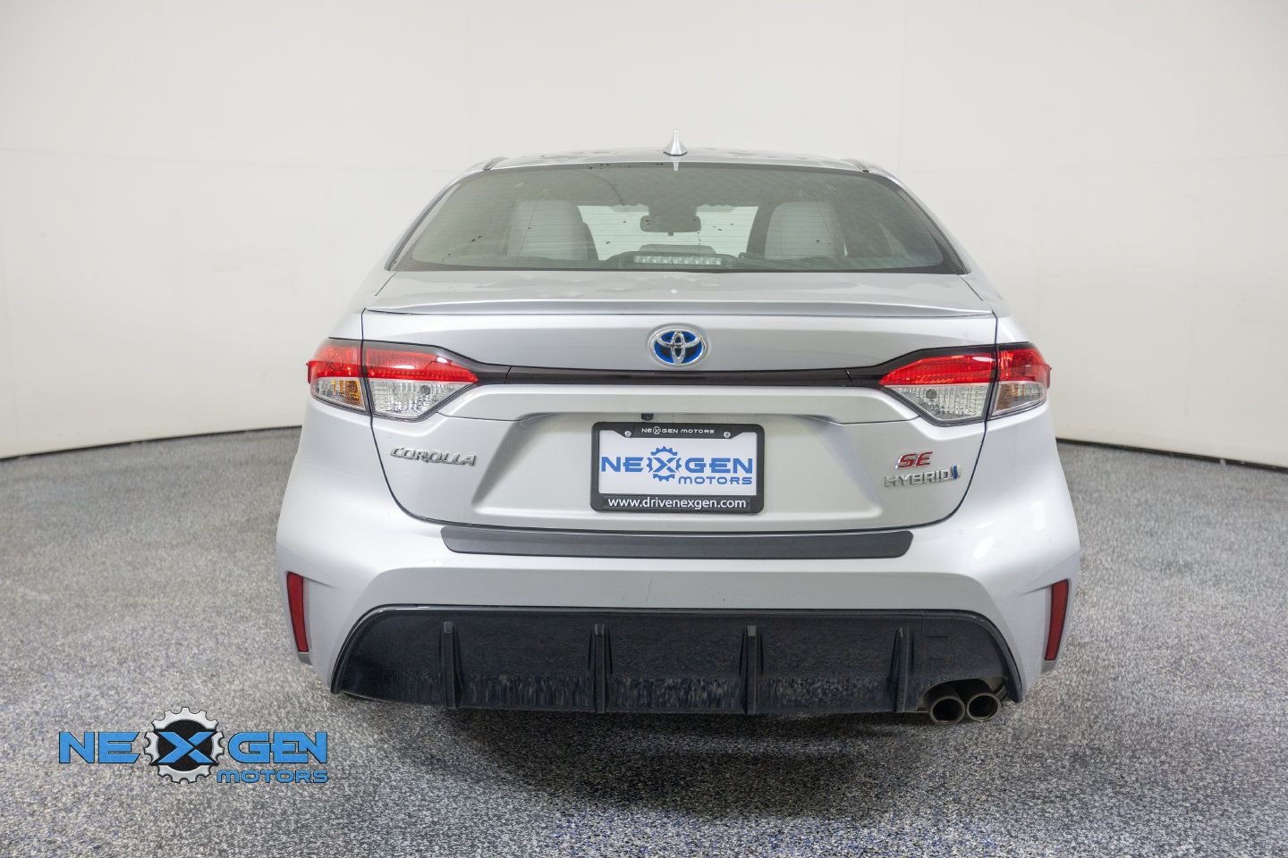 Used 2023 Toyota Corolla SE AWD/4WD image 34