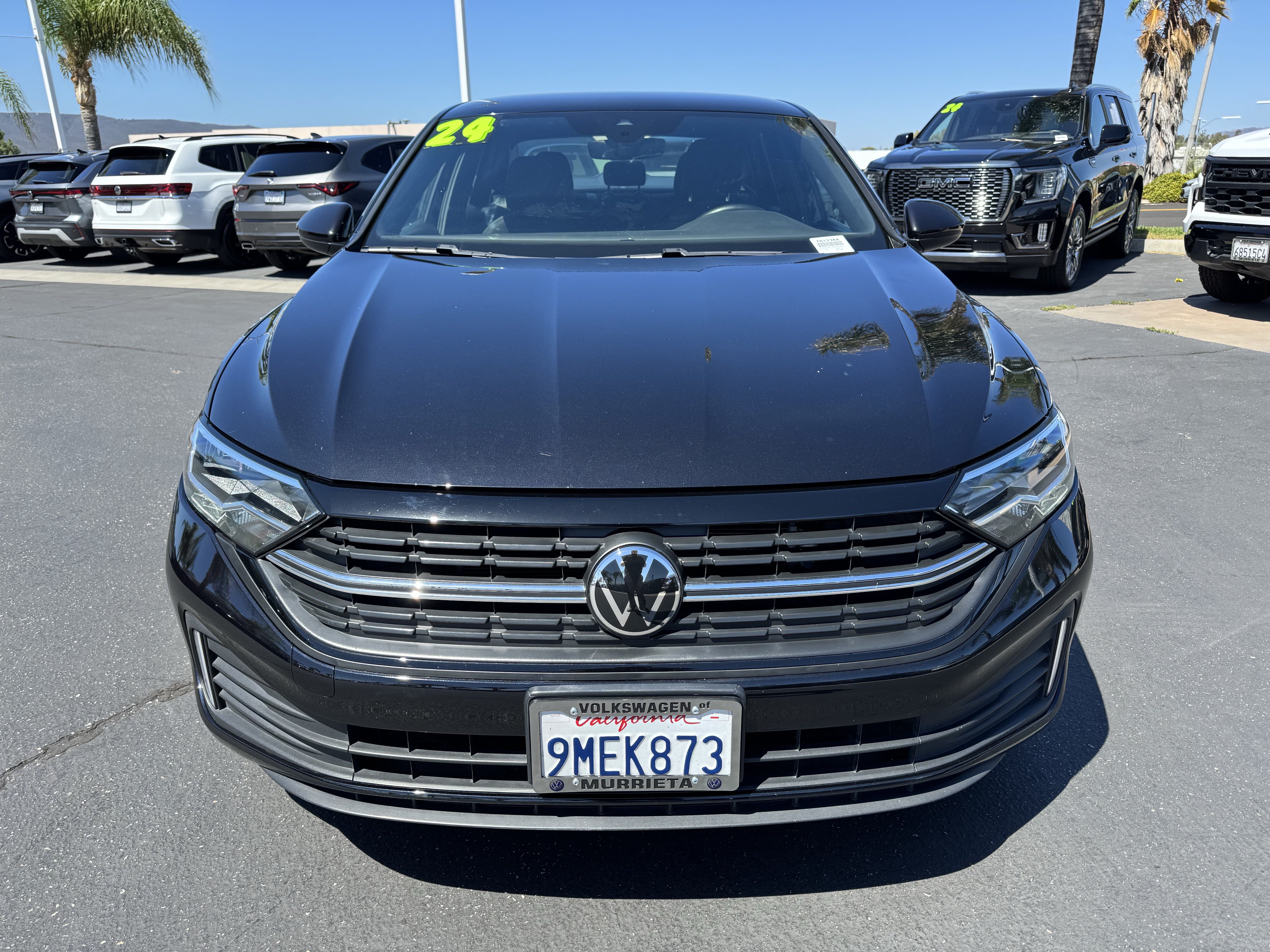 Used 2024 Volkswagen Jetta Sport FWD image 3