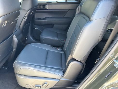 Used 2025 Hyundai Santa Fe Calligraphy image 21