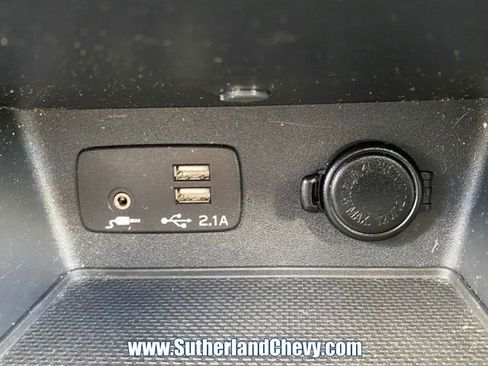 Used 2023 Subaru Forester Premium AWD/4WD image 29