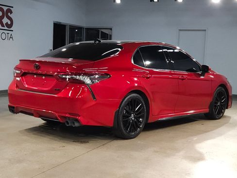 Used 2024 Toyota Camry XSE FWD image 7