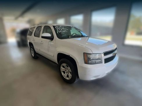 Used 2010 Chevrolet Tahoe LT image 8