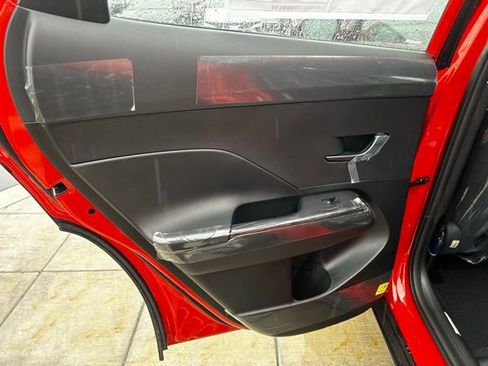 New 2026 Hyundai Kona SE AWD/4WD image 6