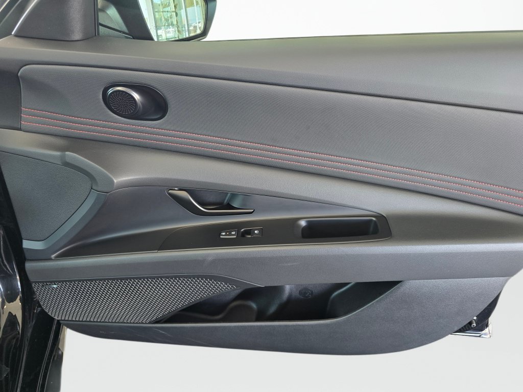 Used 2025 Hyundai Elantra N Line FWD image 41