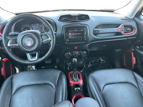 Used 2016 Jeep Renegade Trailhawk w/ Premium Trailhawk Package AWD/4WD image 15