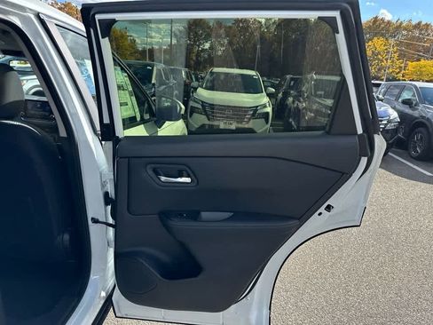 New 2026 Nissan Rogue SV image 23