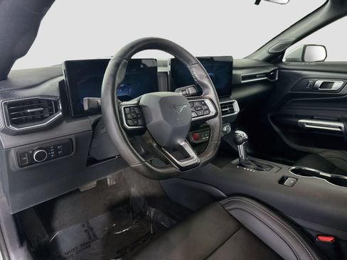 Used 2026 Ford Mustang Premium RWD image 23