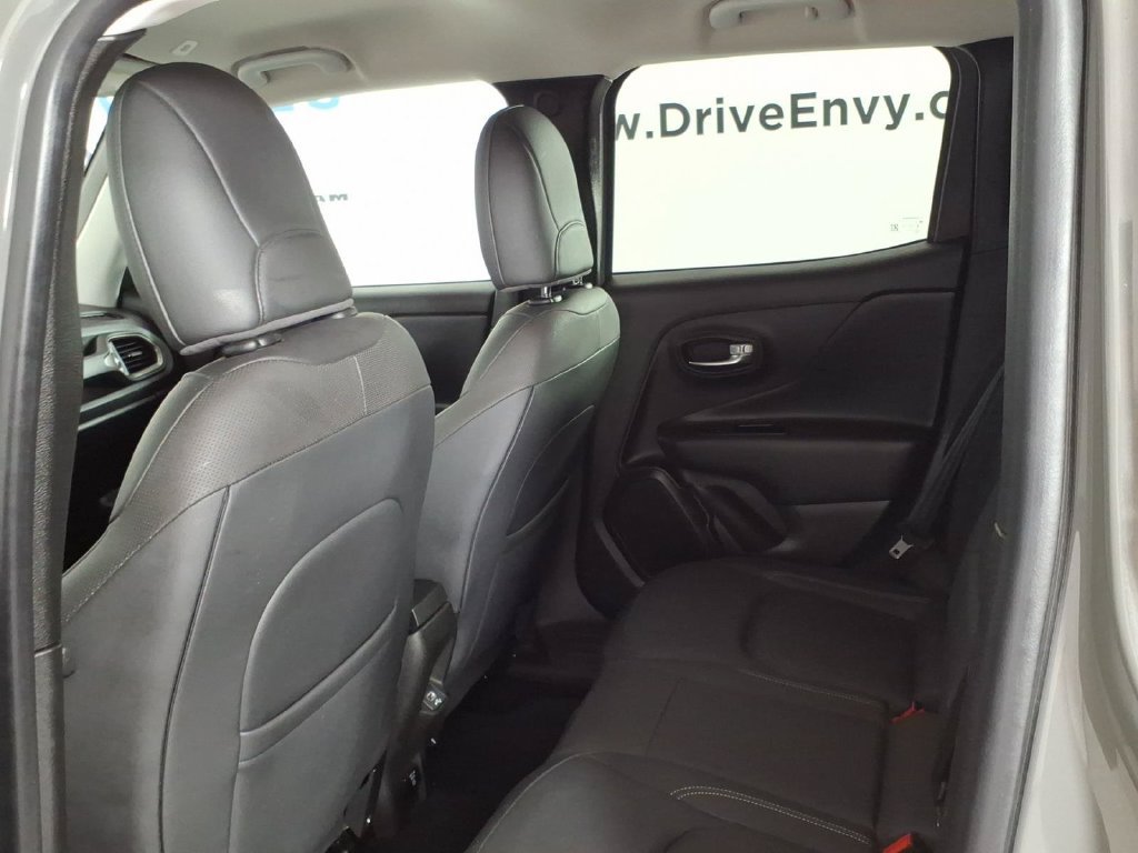 Used 2021 Jeep Renegade Limited AWD/4WD image 9