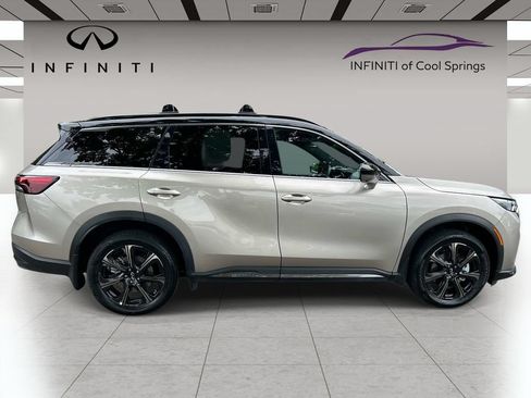 Used 2026 INFINITI QX60 Autograph w/ Dark Cargo Package AWD/4WD image 8